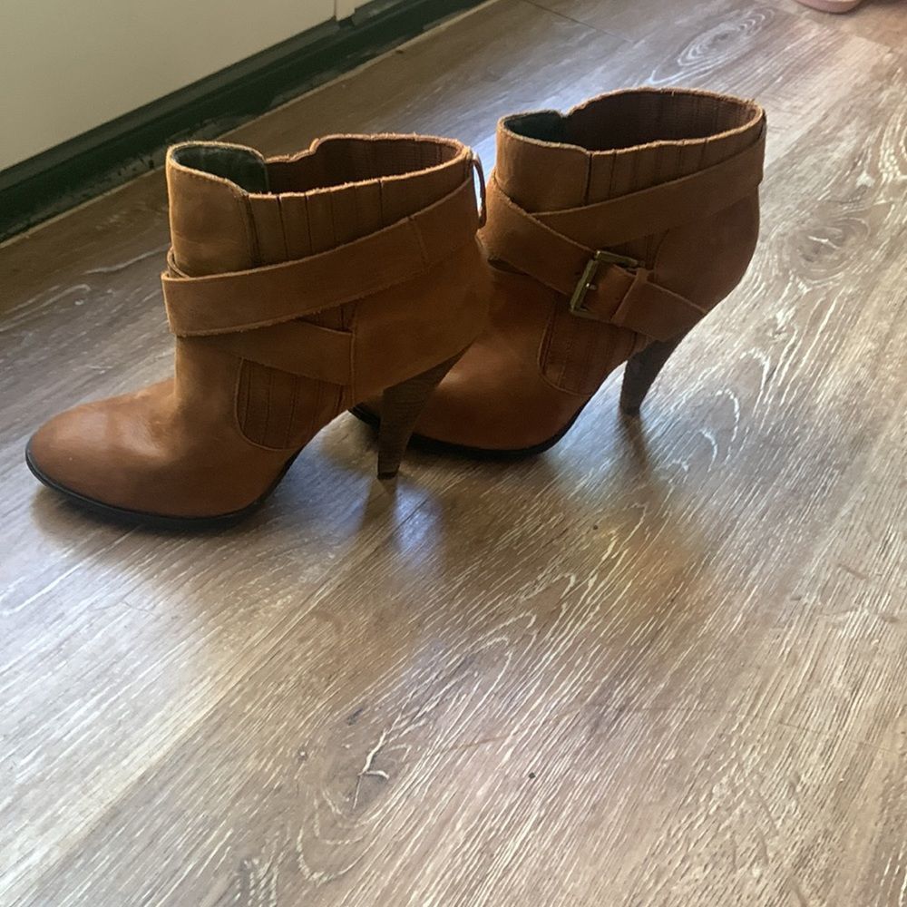 SOLD! Aldo pull on booties size 37 preloved ❤️ - Picture 3 of 16